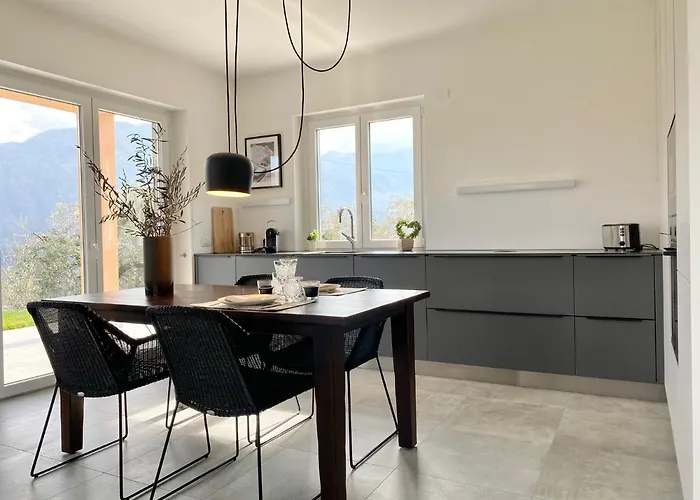 Riva Lenno * Tremezzo